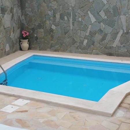 Exclusive Use Swimming Pool Available From June To September Каляри Екстериор снимка