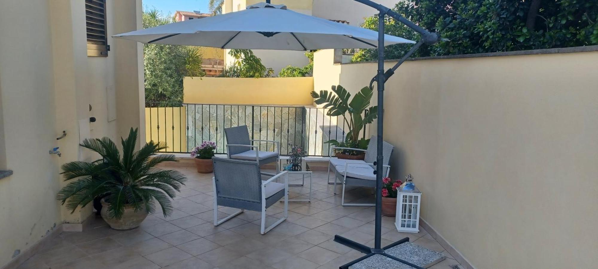 Exclusive Use Swimming Pool Available From June To September Каляри Екстериор снимка